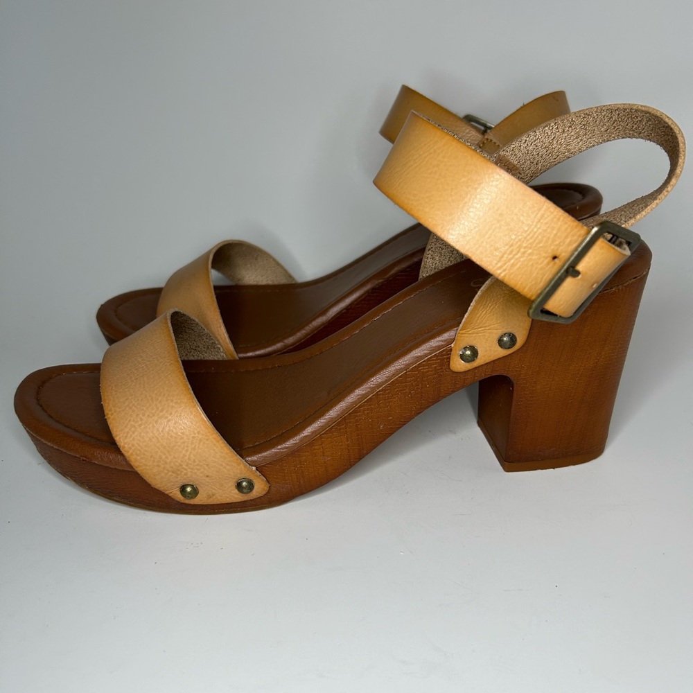 Dunes Vegan Leather Open Toe Faux Wooden Heel Sandal Size 11